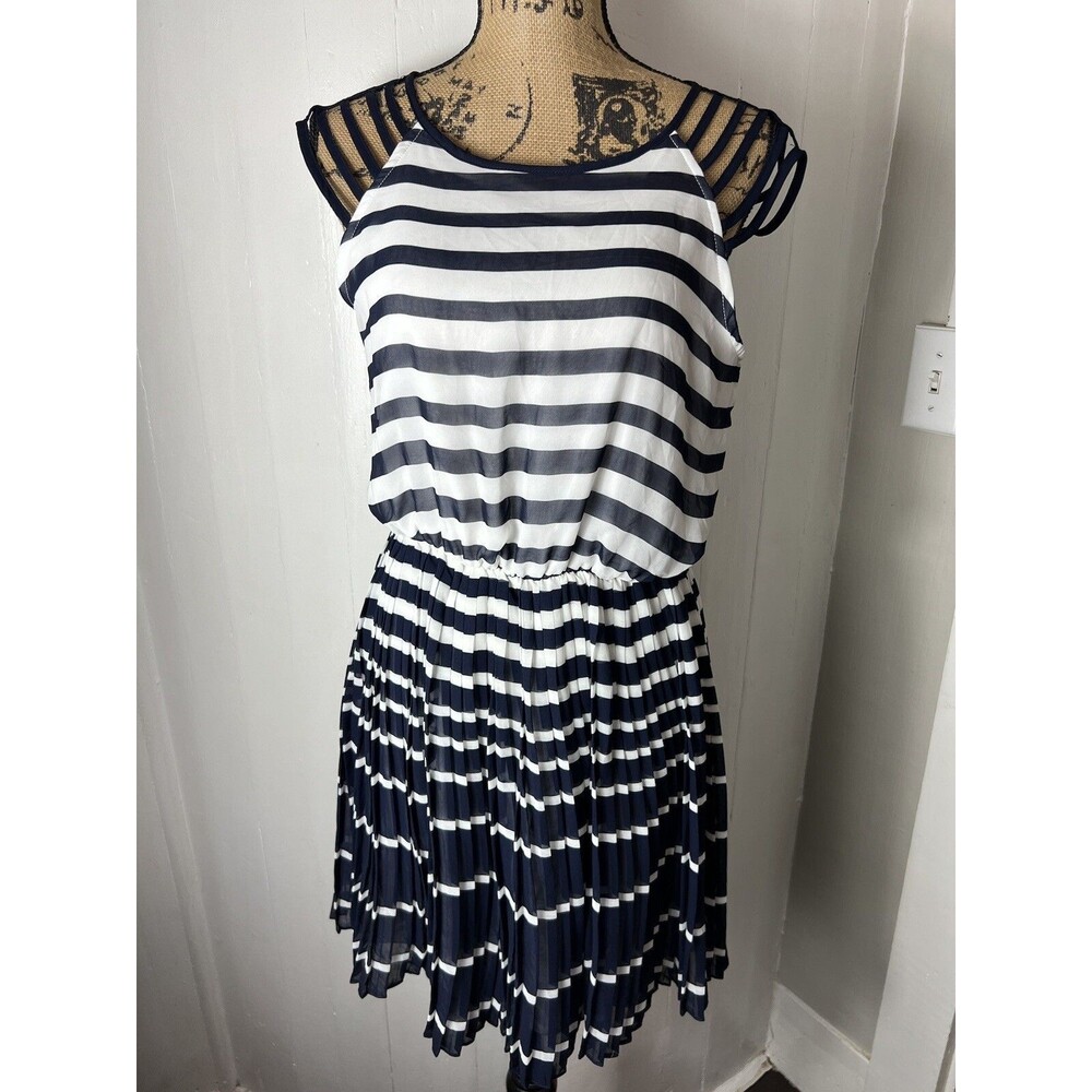 Harper Pleated Dress Womens Medium Blue Striped Sleeveless Cut Out